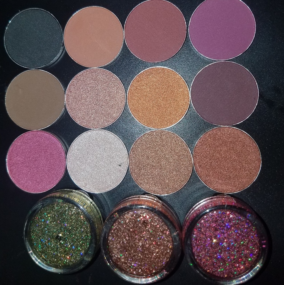 Eyeshadow and pressed Glitter